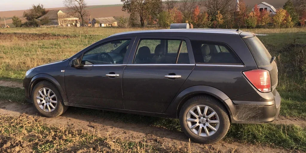 Лайсни за прозорци за Opel ASTRA H 2004-2013 Комби